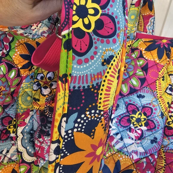 Danielle Morgan Weekender Quilted Duffel Bag Multicolor Mandala Print OS - Picture 6 of 16